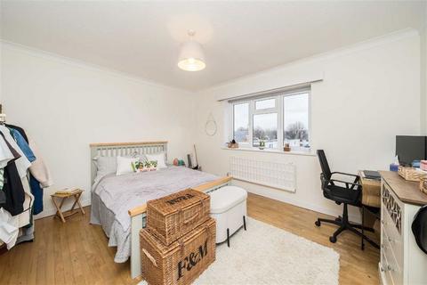 2 bedroom flat to rent, Kew Road, Richmond TW9