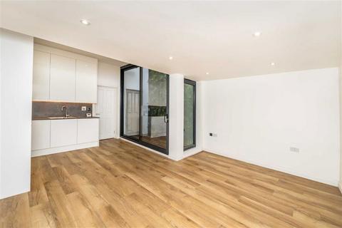 1 bedroom flat to rent, Sandycombe Road, Richmond TW9