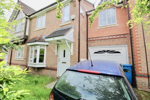 3 bedroom semi-detached house for sale - Chervil Close, Manchester M14