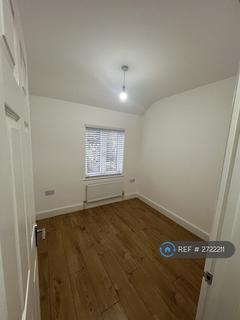 3 bedroom terraced house to rent, Billet Road, London, E17
