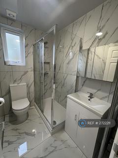 3 bedroom terraced house to rent, Billet Road, London, E17