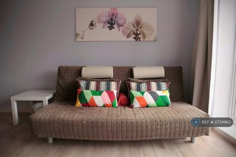 2 bedroom flat to rent, Settlers Court, London, E14
