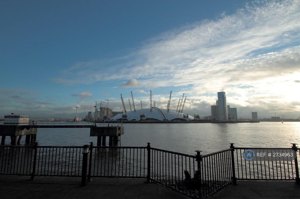 Development Next To River Thames