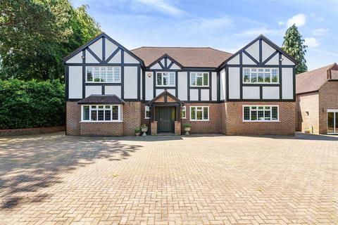 undefined, Waterhouse Lane, Kingswood