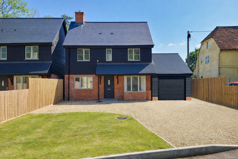 4 bedroom detached house for sale, Cracknore Hard Lane,Marchwood,Southampton,SO40 4UT