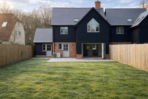 4 bedroom detached house for sale, Cracknore Hard Lane,Marchwood,Southampton,SO40 4UT