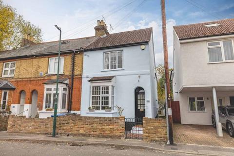 3 bedroom terraced house for sale - Penn Road, Datchet SL3