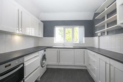 2 bedroom flat for sale, Queensway, Guiseley, Leeds