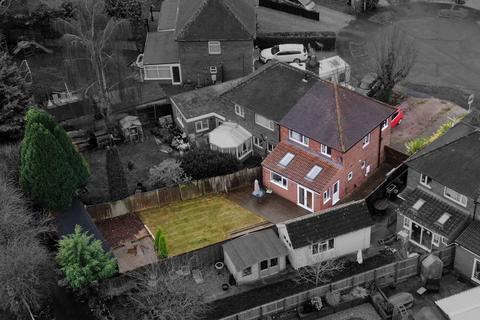 3 bedroom semi-detached house for sale, Buckminster Gardens, Grantham NG31
