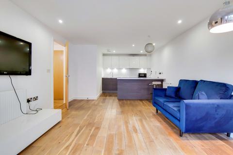 1 bedroom apartment for sale, Seren Park Gardens, London SE3