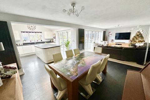 undefined, Peel Avenue, Camberley GU16