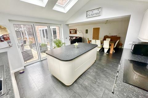 undefined, Peel Avenue, Camberley GU16