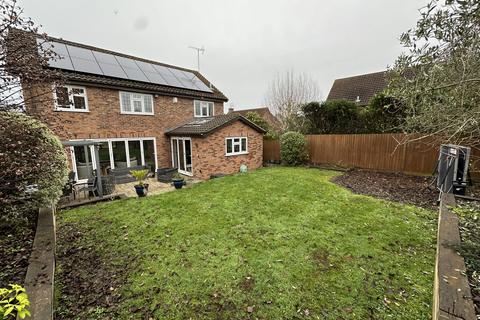 undefined, Peel Avenue, Camberley GU16