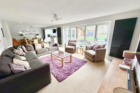 undefined, Peel Avenue, Camberley GU16