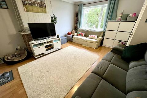 undefined, Manor View, Par PL24