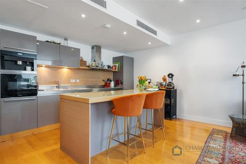 4 bedroom apartment for sale, Hirst Court, Gatliff Road, London SW1W