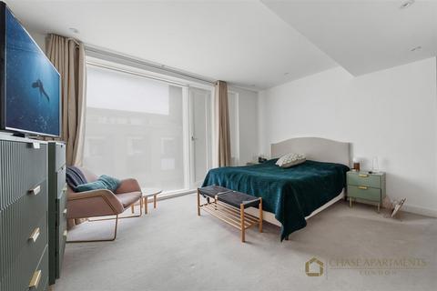 4 bedroom apartment for sale, Hirst Court, Gatliff Road, London SW1W