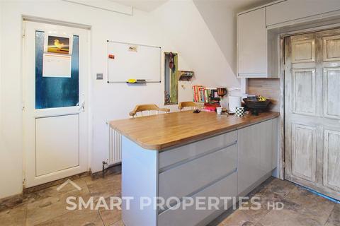 undefined, Thorp Pyn Croft, Huddersfield HD5