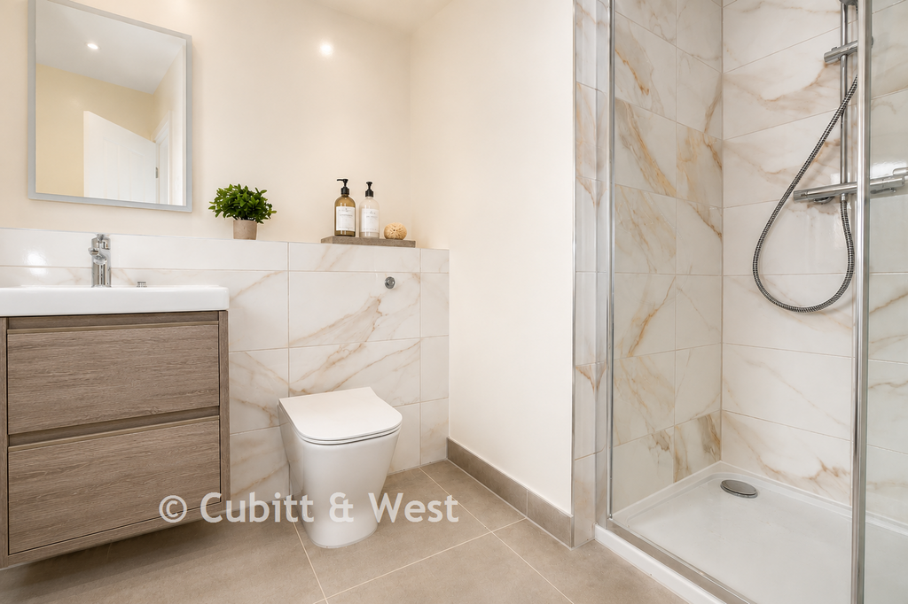 En-Suite 1