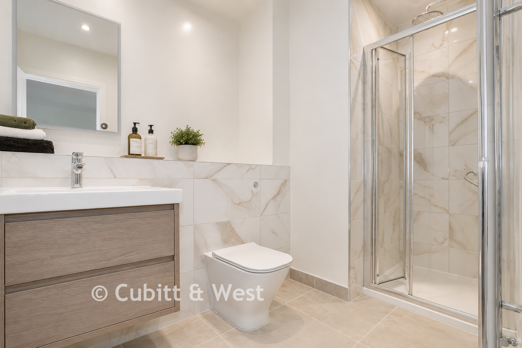 En-Suite 2
