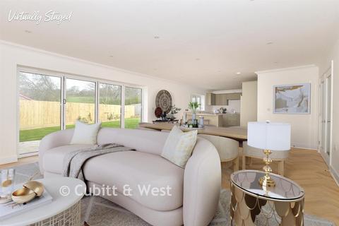 5 bedroom detached house for sale, Lewes Road, Uckfield TN22