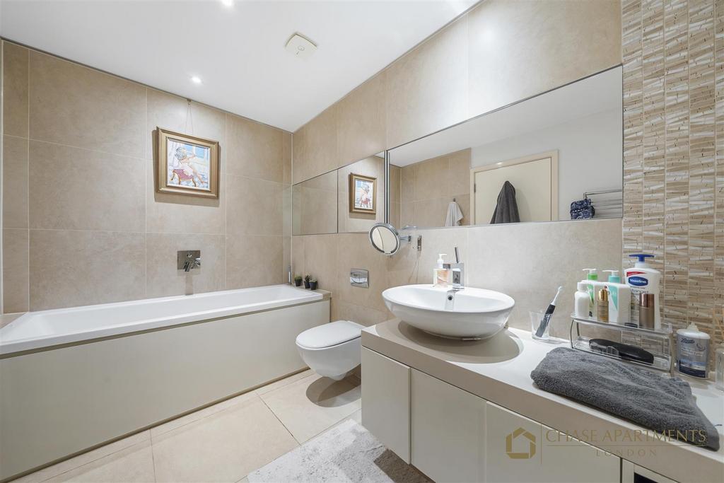 Pavilion Court SW1 W 8 QT-5.jpg