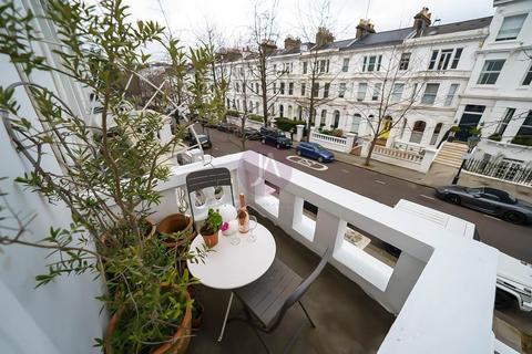 1 bedroom apartment to rent, Palace Gardens Terrace, Notting Hill, London, W8