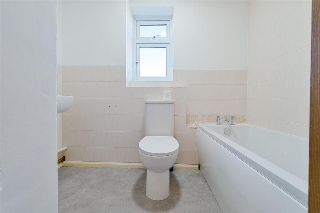 Bathroom.jpg