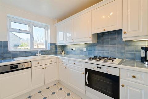 3 bedroom end of terrace house for sale, Launder Way, Maidstone