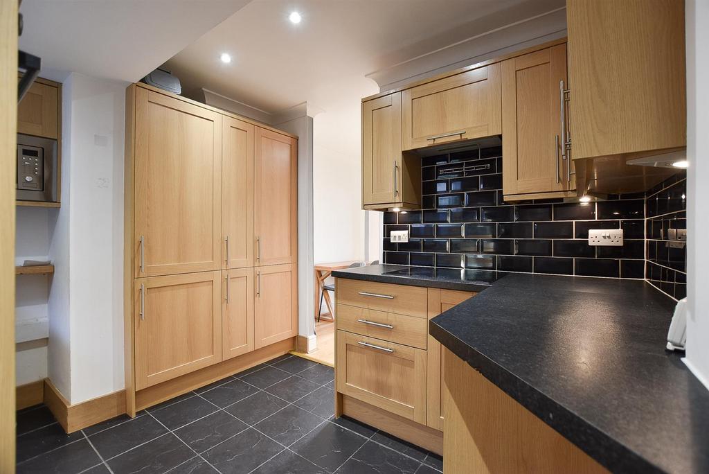 Kitchen.jpg