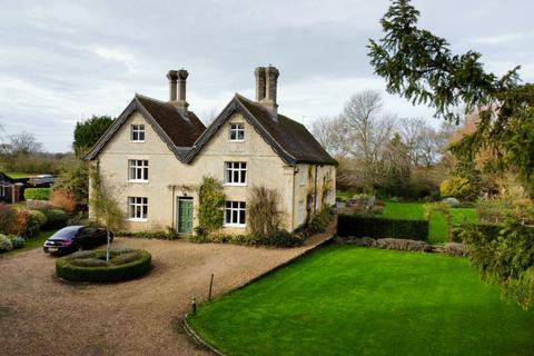 6 bedroom detached house for sale - Norwich Road, Stowmarket IP14