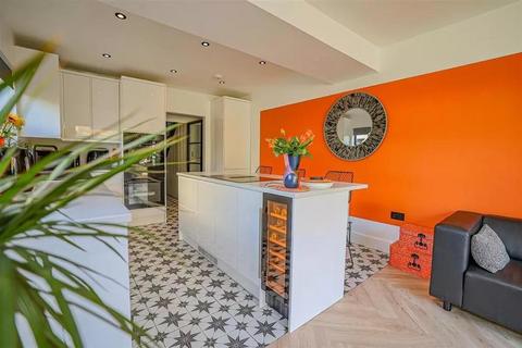 4 bedroom semi-detached house for sale, Kingsland Road, Hemel Hempstead HP1