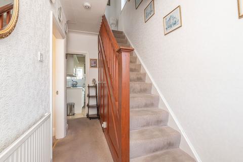3 bedroom semi-detached house for sale, Kingsway, Leeds LS15