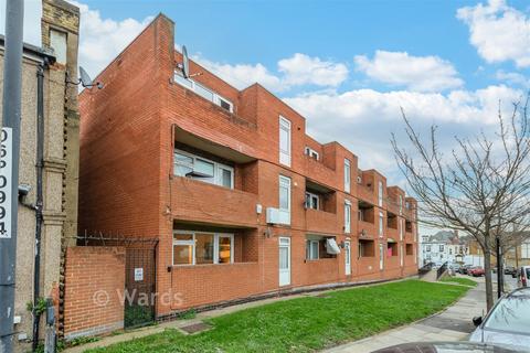 1 bedroom ground floor flat for sale, Mineral Street, London SE18