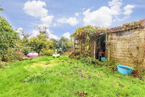 undefined, Linwood Avenue, Rochester, Kent