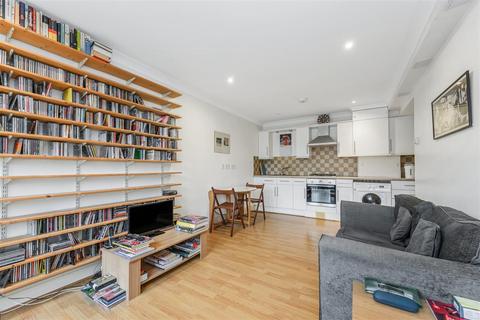 2 bedroom apartment for sale, Tower Mews, London
