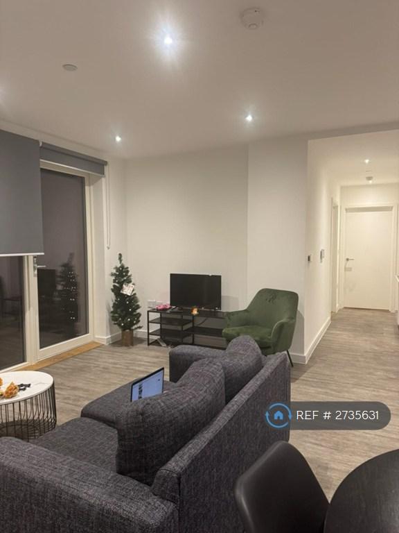 Front Room/Communal Space