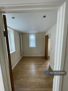 undefined, London Road, Thornton Heath, CR7