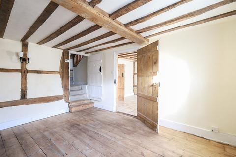 2 bedroom terraced house to rent, North Street, Horsham, RH12