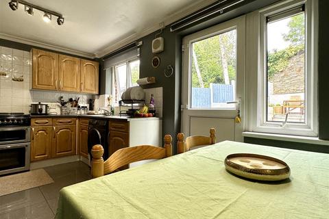 3 bedroom semi-detached house for sale, Gloucester Crescent, Sheffield, S10 2FZ