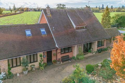 5 bedroom detached house for sale, Bowling Green, Hanley Castle, Worcester