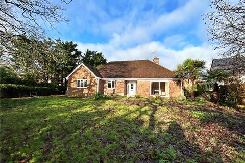 Elphinstone Road, Highcliffe, Christchurch, Dorset, BH23