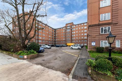 2 bedroom flat for sale, Stamford Court, W6