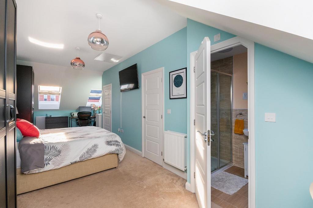 0 M8 RFP - Bedroom H.jpg