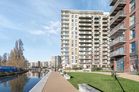 3 bedroom flat for sale, Allium House, HA0