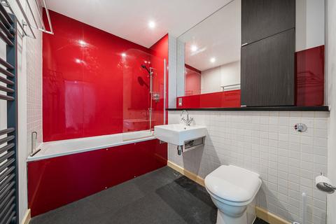 2 bedroom flat for sale, Varcoe Road, Crown Place Apartments, SE16
