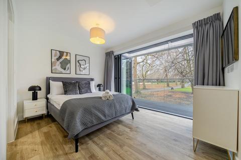 3 bedroom semi-detached house for sale, Rosebud Mews, London, SE16