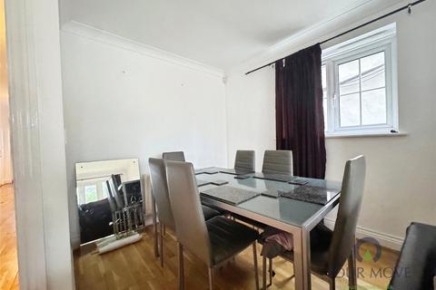 3 bedroom end of terrace house for sale, Chatterton Road, Bromley BR2