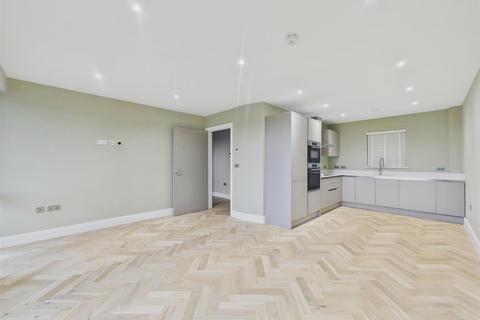 2 bedroom retirement property for sale, Hanley Swan, Nr Malvern