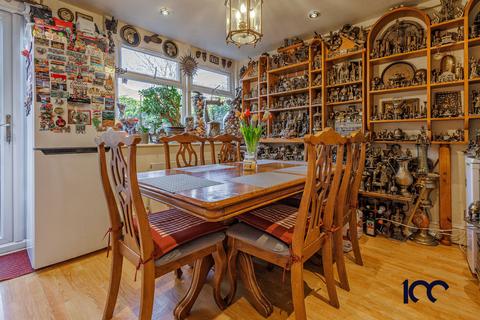 undefined, Amesbury Road, Dagenham